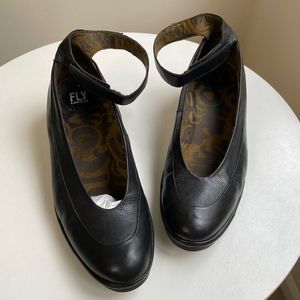 Fly London Platform Black Leather Wedge Ankle Strap Shoes SZ 10